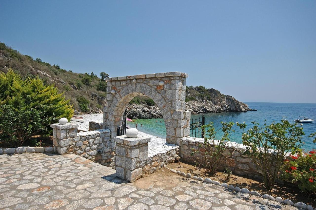 Lalloudes Seaside Accommodation Exo Nimfion Extérieur photo