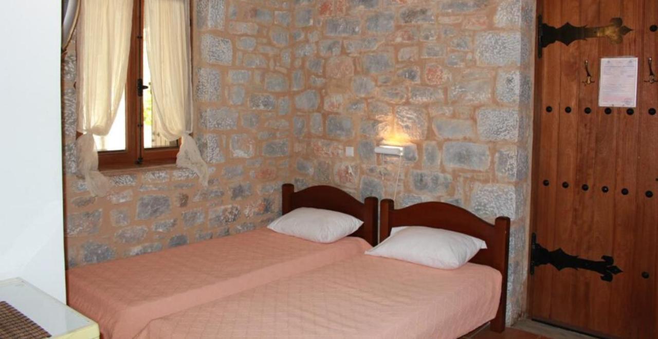 Lalloudes Seaside Accommodation Exo Nimfion Extérieur photo